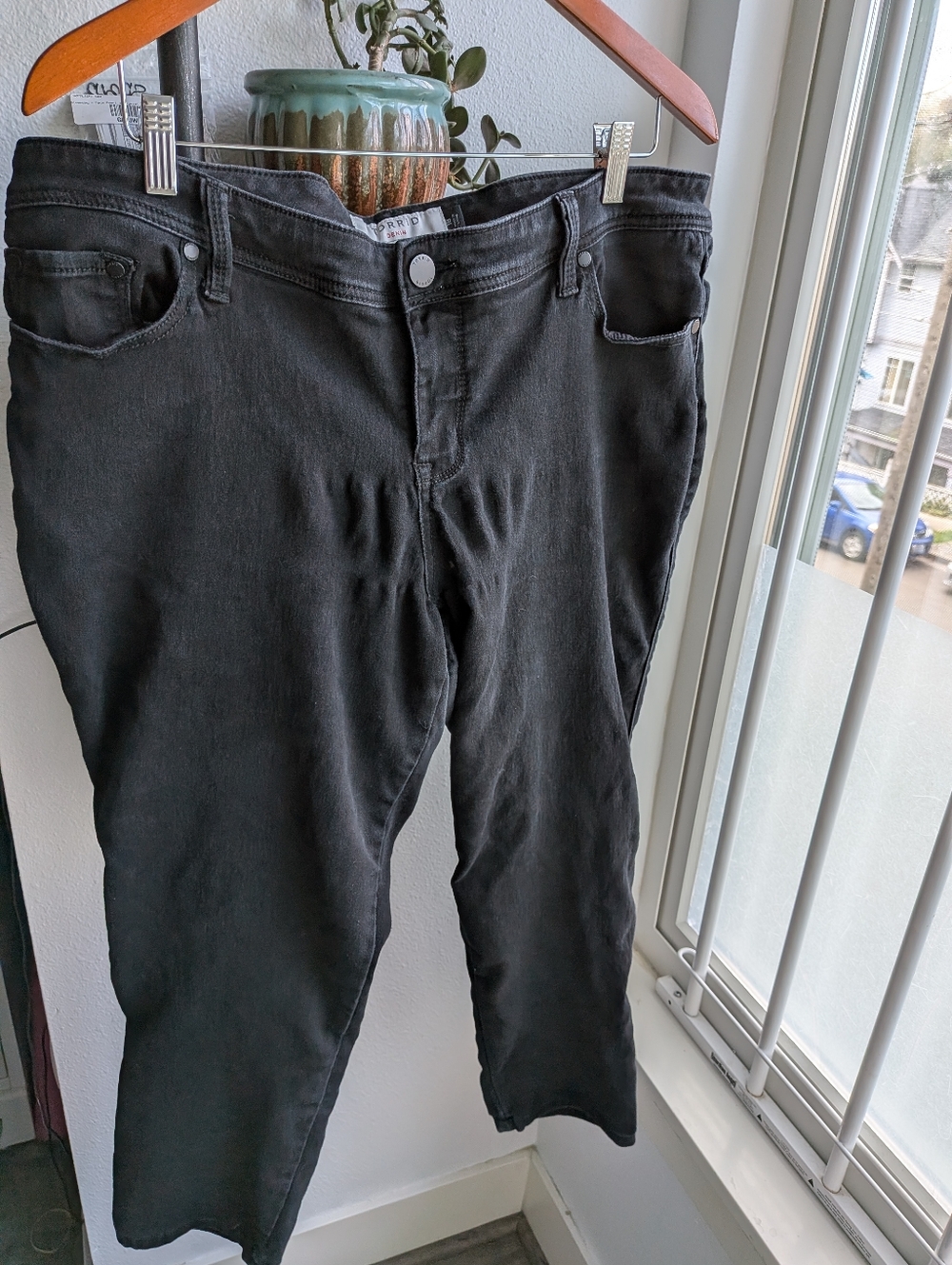 Torrid Black Cropped Skinny Jeans - Size 18 - High Rise Stretch Denim - Picture 2 of 12